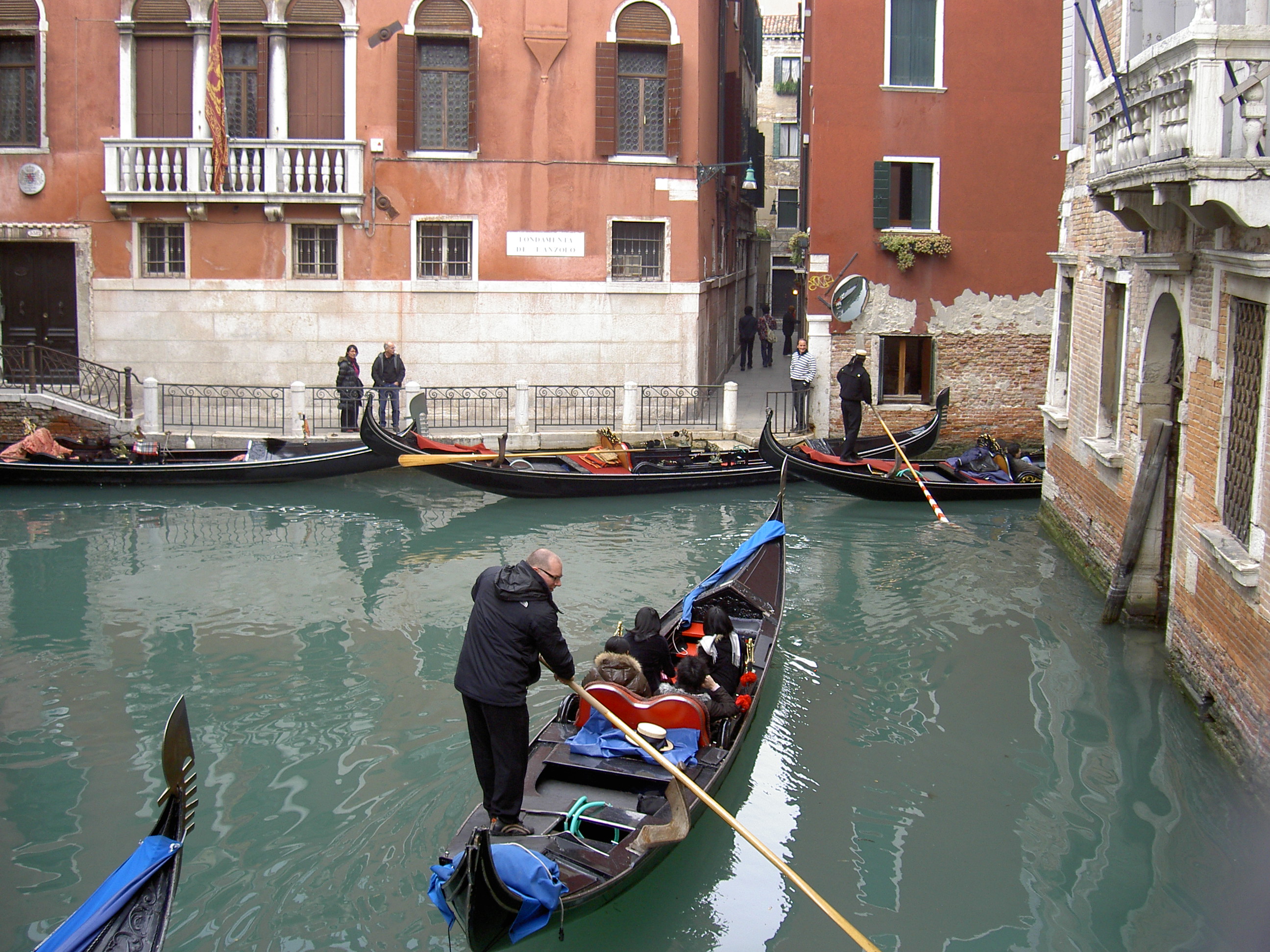 Venice gondal